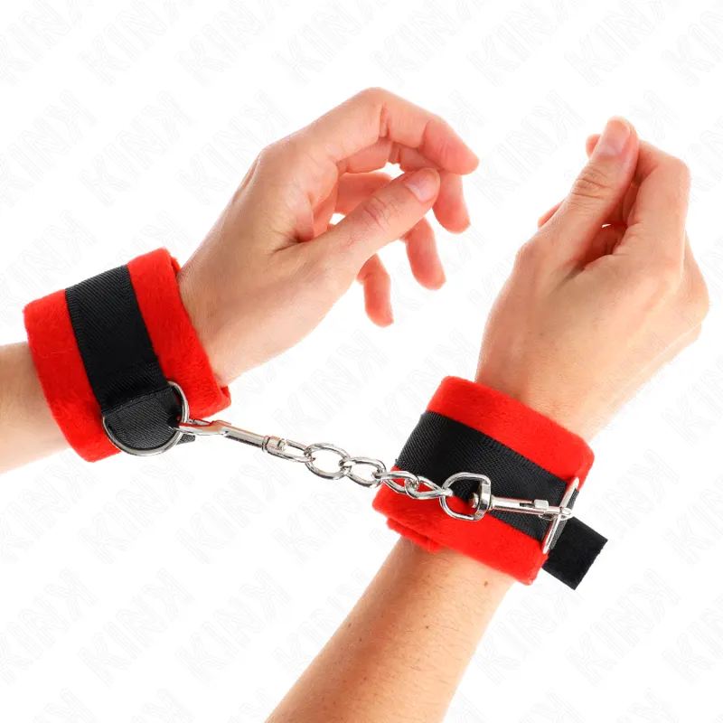 Kink - Beginner Fur Hand esposas negro-rojo 30 X 7 Cm
